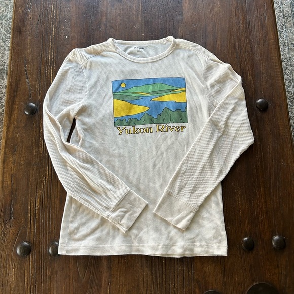 Old Navy Tops - Old Navy Cream Long Sleeve Tee with Yukon River Graphic